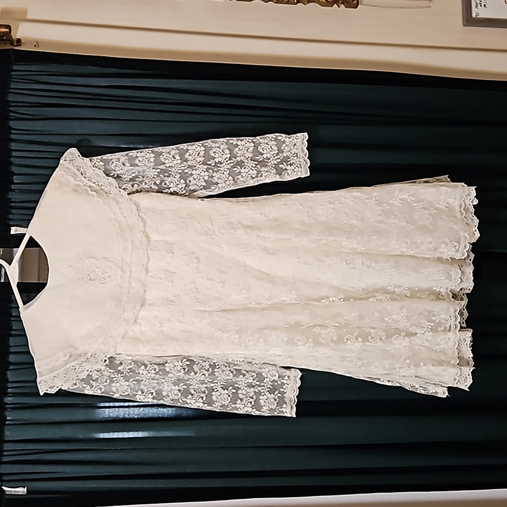 Jessica McClintock Gunne Sax Girls long sleeve lace